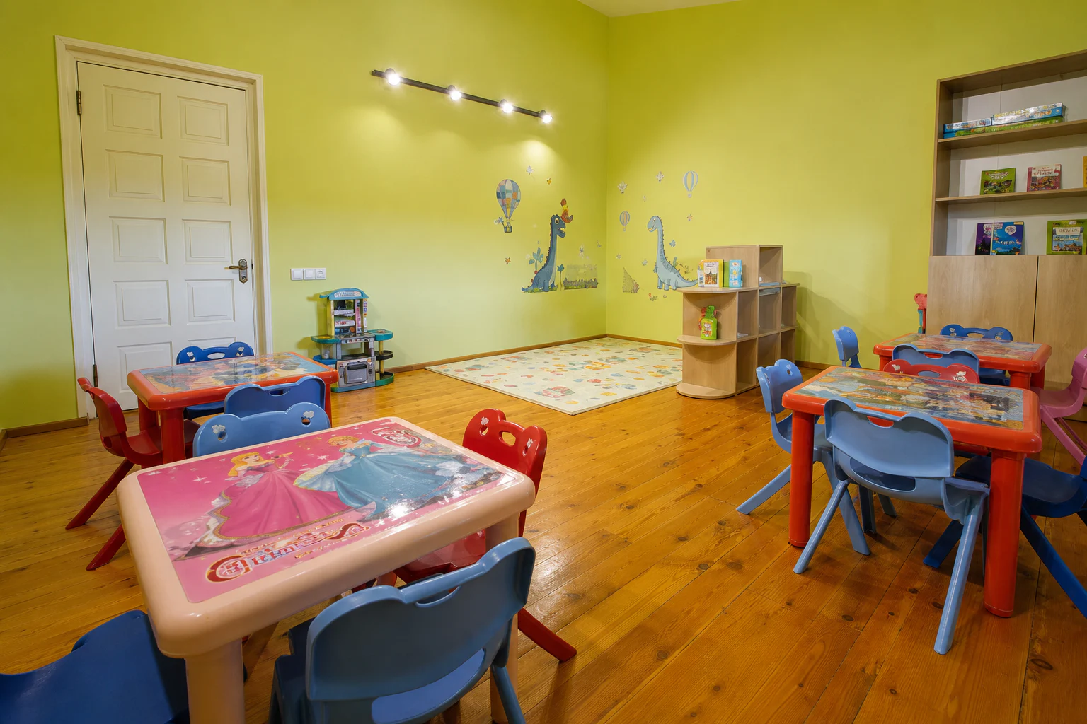 Everyday life at the kindergarten — photo 6